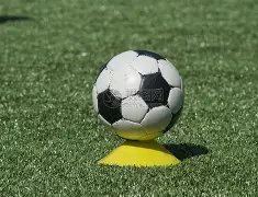 圣保利球员,迎战拜仁将,披反种族主,世界杯预选赛,2026世界杯,预选赛赛程,球队动态,足球赛事