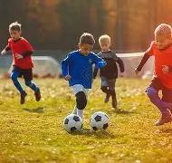 凌晨北京时,西班牙超级,杯半决赛次,世界杯预选赛,2026世界杯,预选赛赛程,球队动态,足球赛事